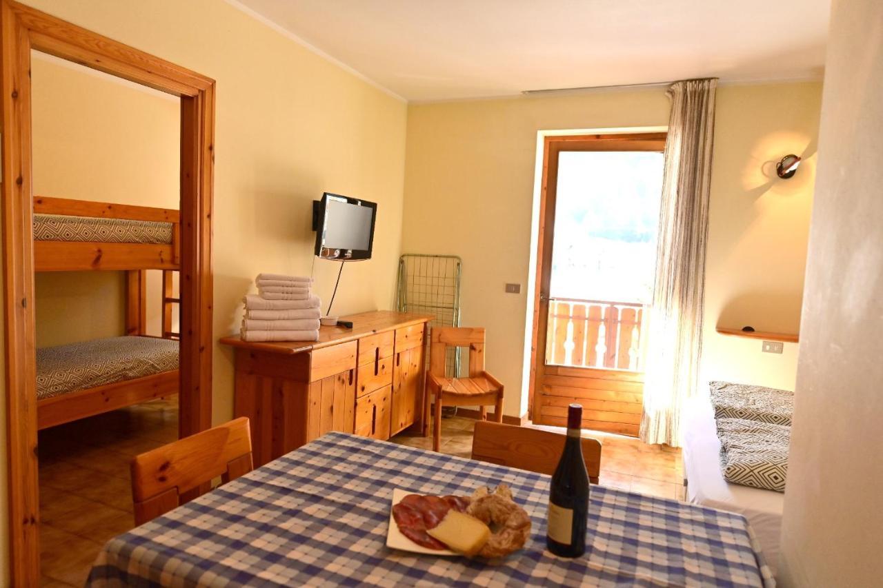 Residence Raethia Tra Bormio E Livigno Pradelle Extérieur photo