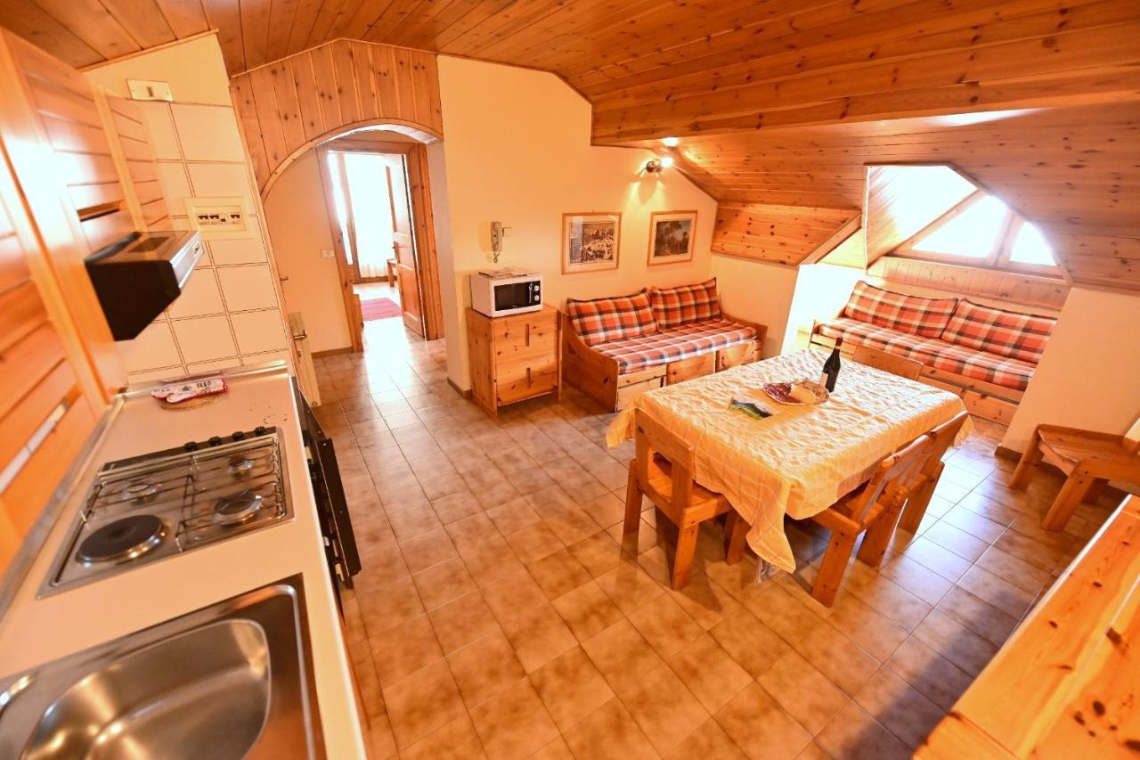 Residence Raethia Tra Bormio E Livigno Pradelle Extérieur photo