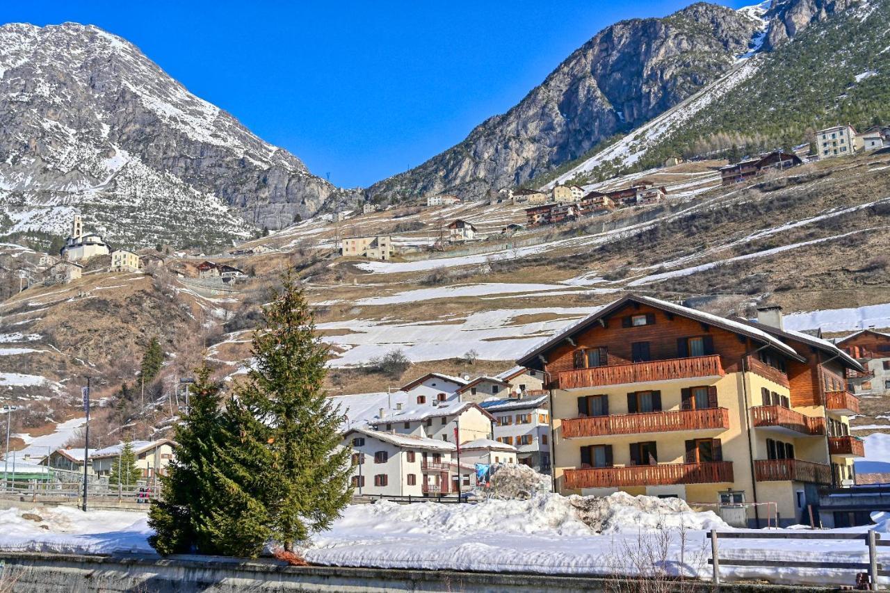 Residence Raethia Tra Bormio E Livigno Pradelle Extérieur photo