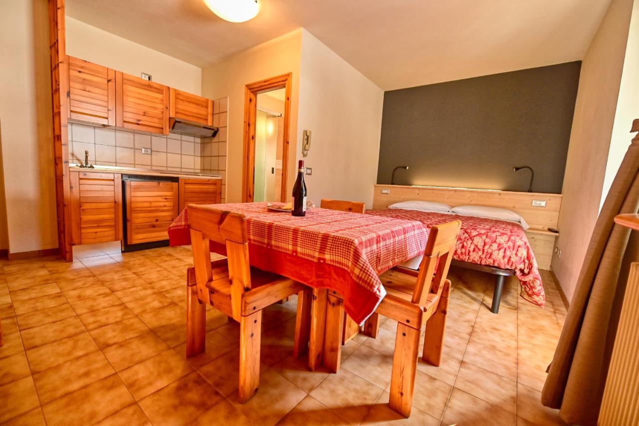 Residence Raethia Tra Bormio E Livigno Pradelle Extérieur photo