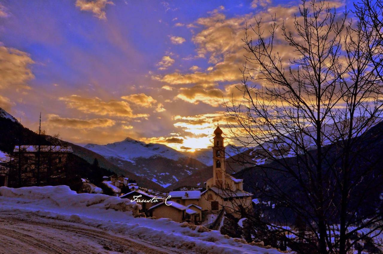Residence Raethia Tra Bormio E Livigno Pradelle Extérieur photo
