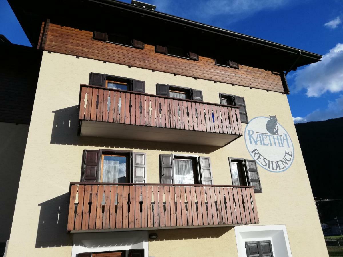 Residence Raethia Tra Bormio E Livigno Pradelle Extérieur photo